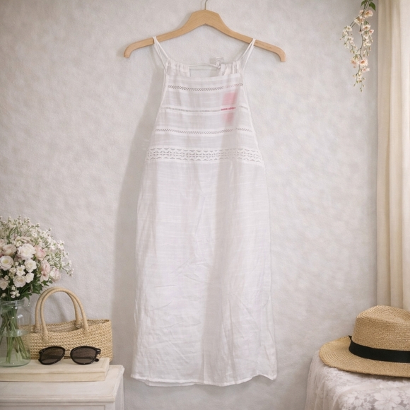Xhilaration Tops - Xhilaration White Boho Lace Trim Tunic Tank Top Tie Back NWT S